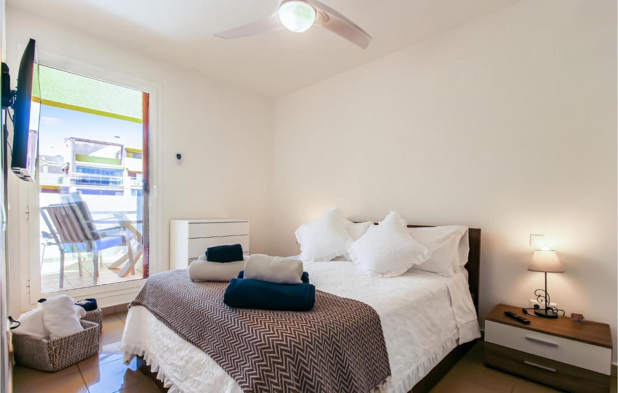 Awesome Apartment In Orihuela With Kitchen Playa Flamenca Kültér fotó